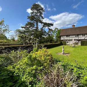 Apartment Countryside Manor House Guest Wing, Ashleworth